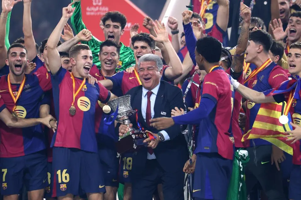  Barcelona Juarai Copa del Rey Setelah Menang Dramatis dari Real Madrid 3-2