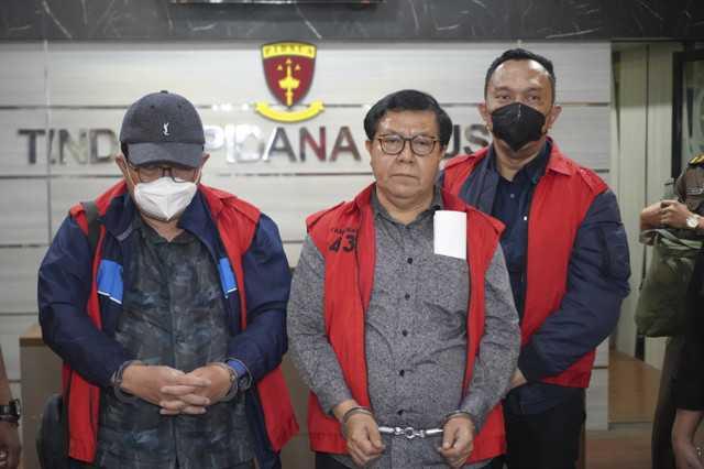  Dua Hakim Pemberi ‘Vonis Bebas‘ Ronald Tannur Divonis 7 Tahun Penjara