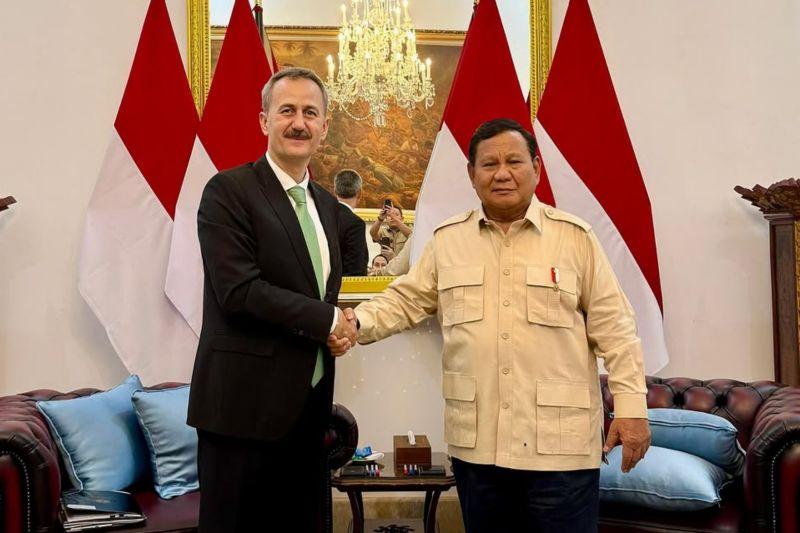  Prabowo dan Kepala Industri Pertahanan Turki Bahas Proyek Strategis Bilateral