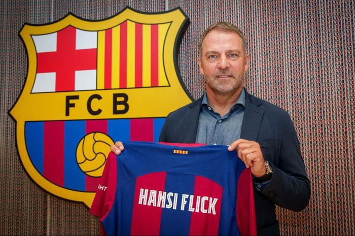  Hansi Flick Dinobatkan sebagai Pelatih Terbaik La Liga 2024/25