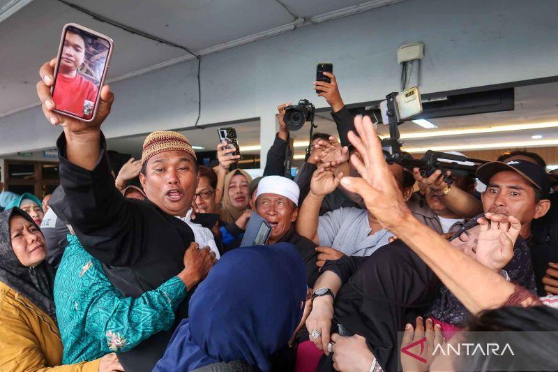  Presiden Instruksikan Penyelamatan Korban KMP Tunu Pratama Jaya yang Tenggelam di Selat Bali