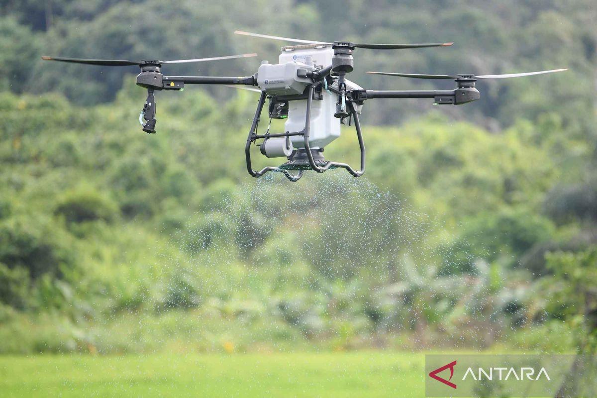  Belasan Drone Terpantau di Atas Kapal Bantuan Handala Menuju Gaza