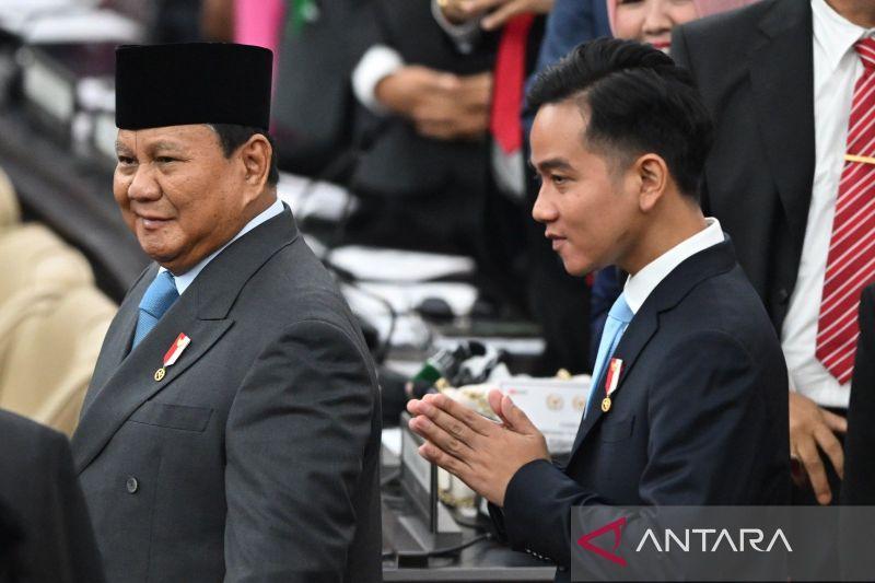 Prabowo-Gibran Tampil Kompak dengan Dasi Biru Muda di Sidang Tahunan MPR 2025