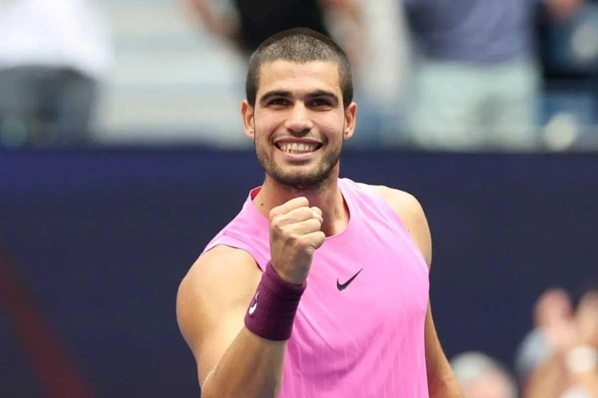  Carlos Alcaraz Taklukkan Djokovic dan Melaju ke Final US Open 2025