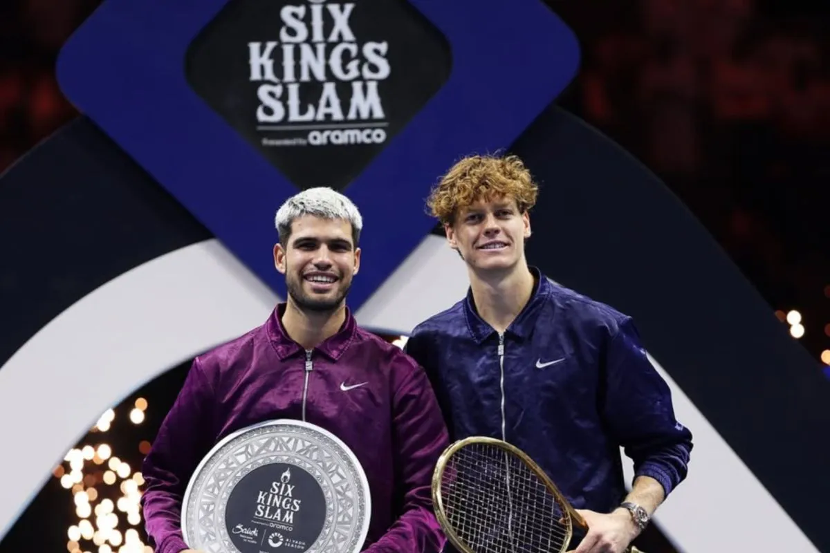  Sinner Taklukkan Alcaraz, Pertahankan Gelar Six Kings Slam di Riyadh