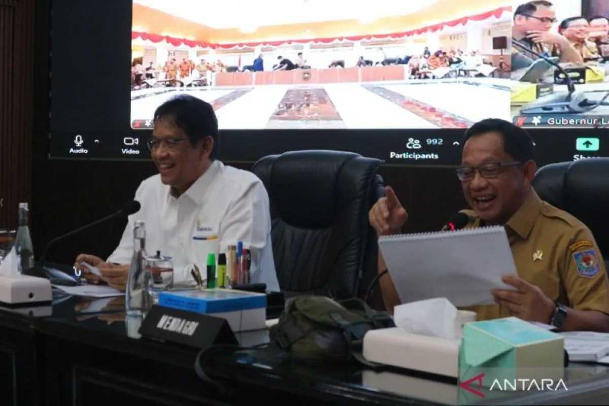  Mendagri dan Menkeu Kompak: Dana Daerah Jangan Mengendap di Bank