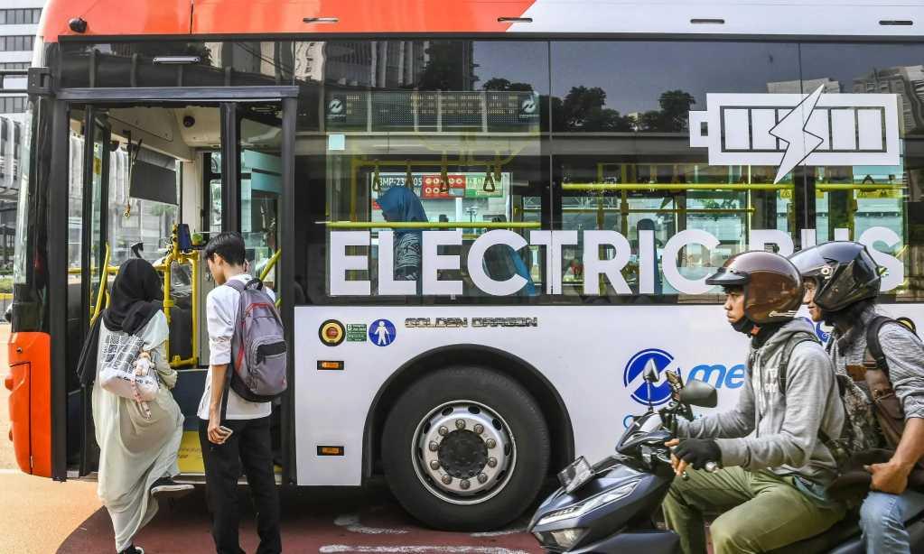  5 Alasan Memilih Transportasi Publik untuk Bumi Lebih Hijau