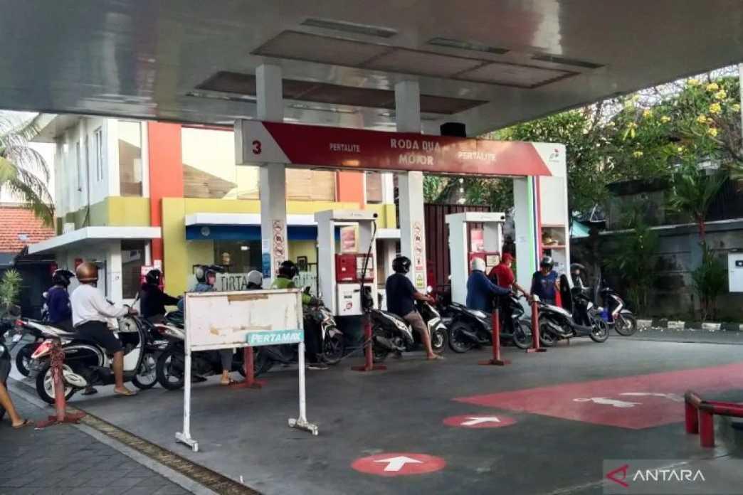  Mulai Desember 2025, Pertamax Tembus Rp12.750 per Liter
