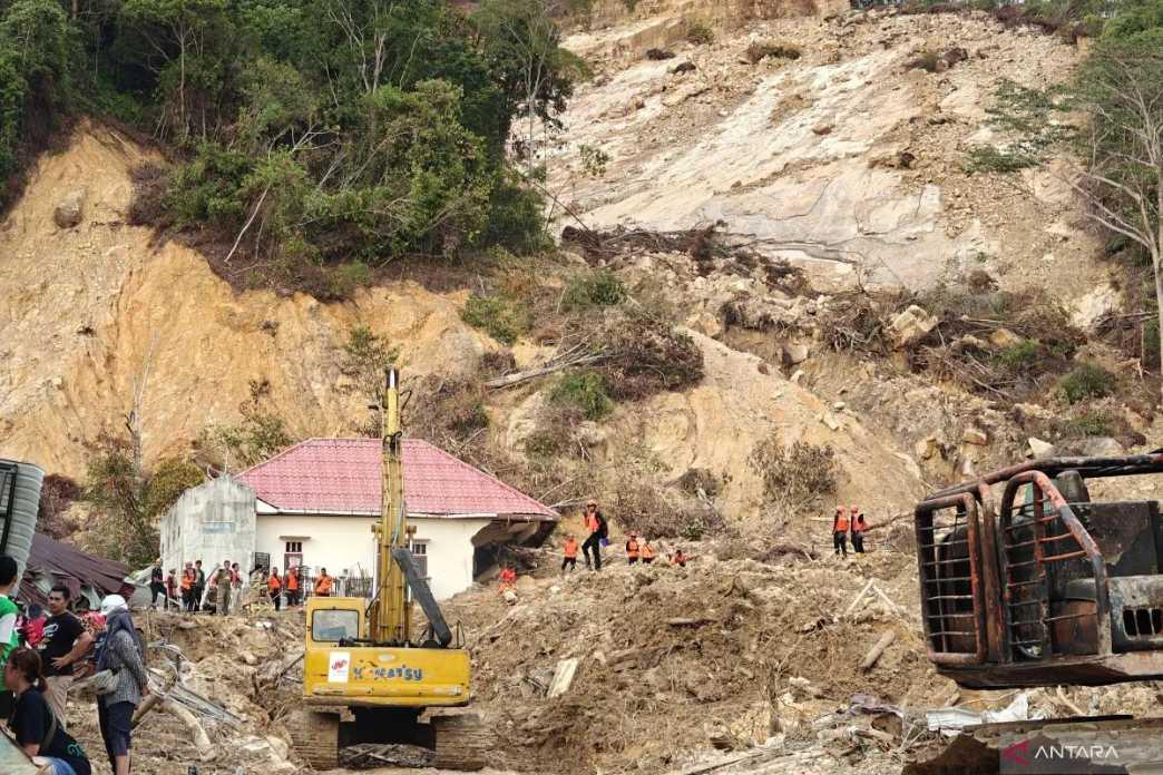  Pengorbanan Divan: Remaja Tapanuli Tewas Tertimbun Longsor Setelah Selamatkan Ayahnya