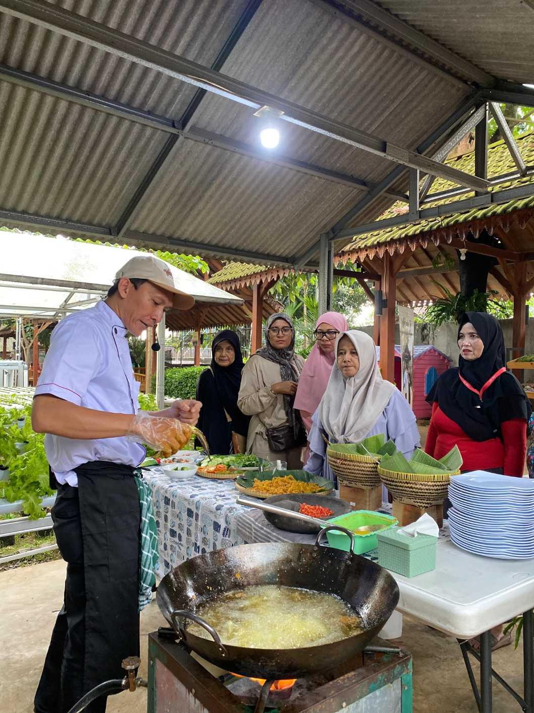  Demo Masak Lelecious, Nara Kupu Village Sawangan Dorong UMKM Olah Lele Lokal