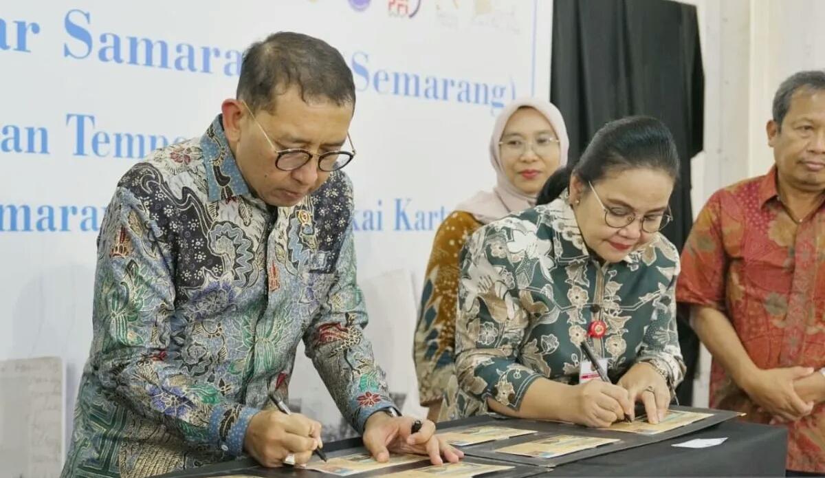 Menbud Fadli Zon: Kartu Pos Jadi Jejak Visual Sejarah dan Wajah Kota