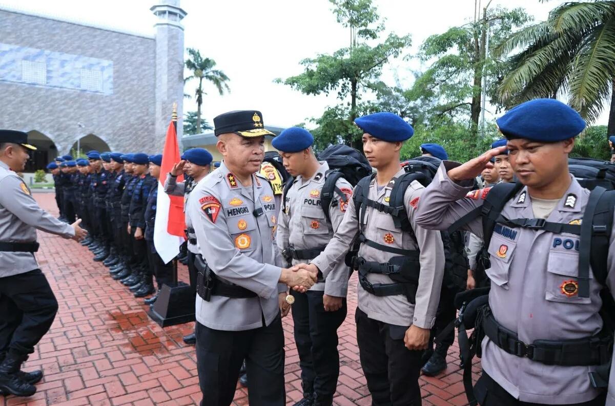  Bantu Pemulihan Pascabanjir, Polda Banten Kirim 100 Personel Brimob ke Aceh