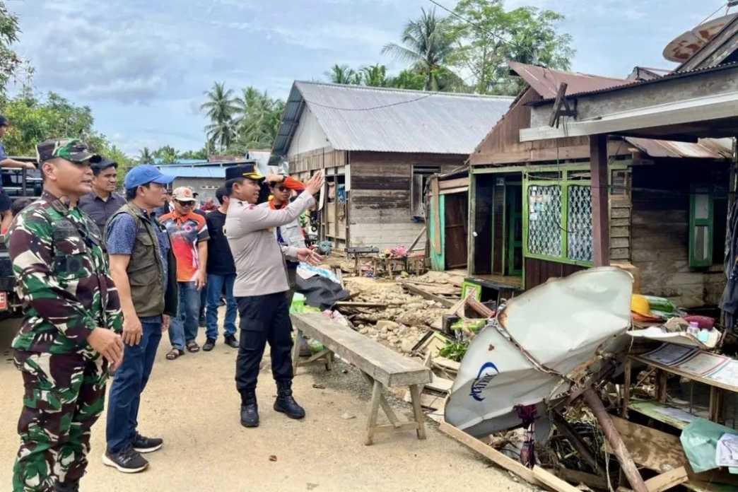  10.949 Warga dan 3.511 Rumah Terdampak Banjir di Balangan, Status Tanggap Darurat Berlaku hingga Januari 2026