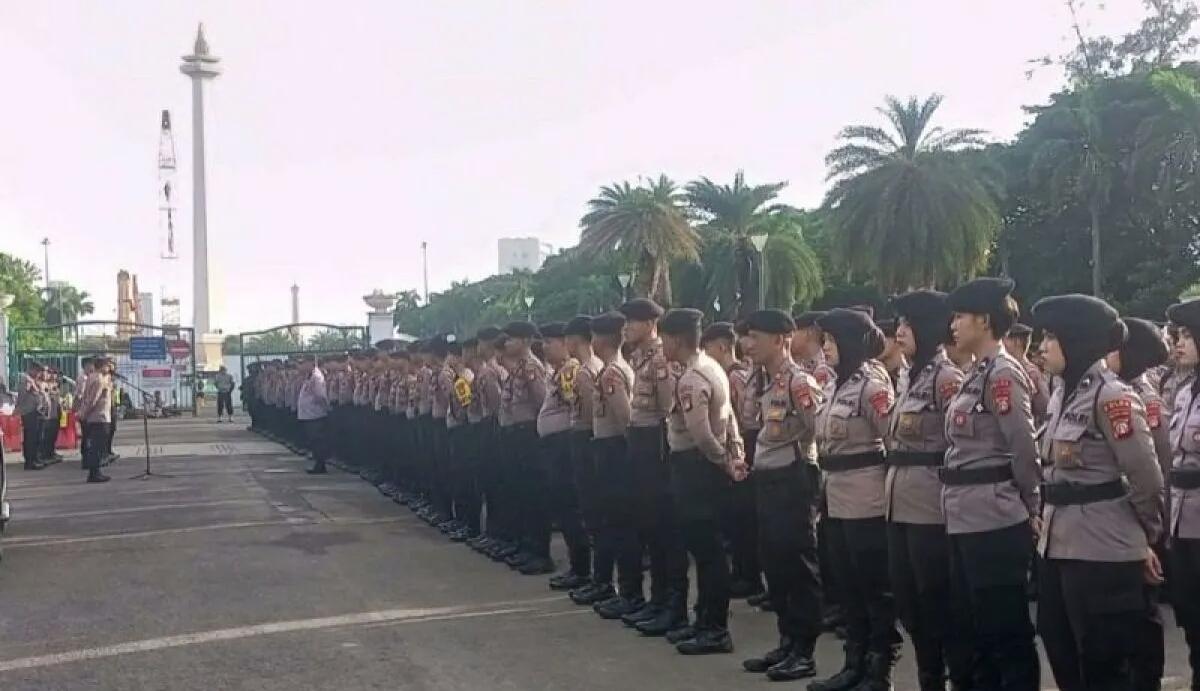  Polisi Kerahkan 1.659 Personel untuk Amankan Aksi Buruh di Kawasan Gambir