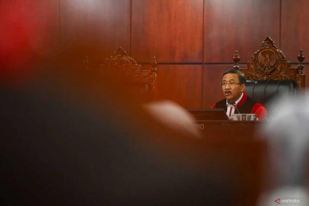  MK Tolak Uji Materi Pasal Perkawinan, Pernikahan Beda Agama Belum Diakui