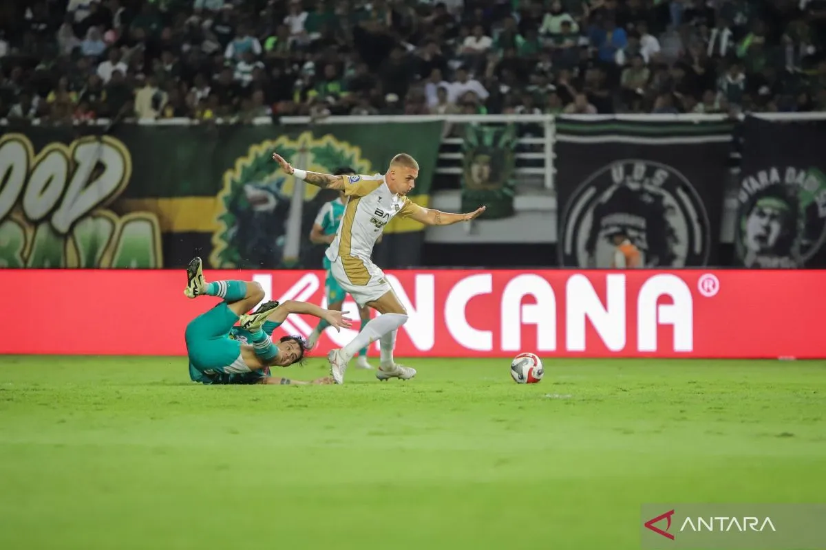  Persebaya Gagal Menang Kontra Dewa United, Meski Unggul Jumlah Pemain