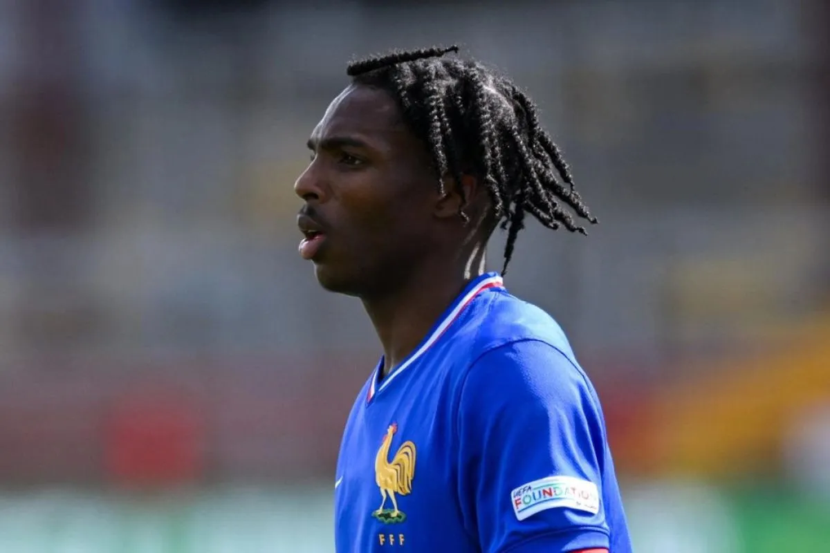  Liverpool Resmi Amankan Jeremy Jacquet, Transfer Bek Muda Termahal Klub