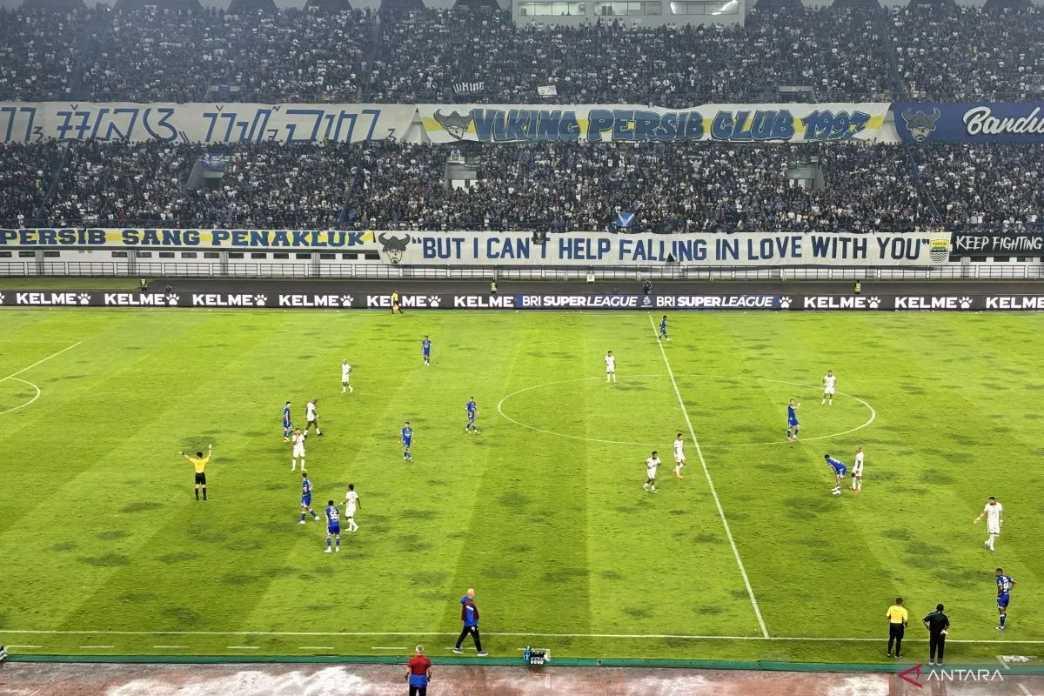  Persib Tekuk Malut United 2-0, Maung Bandung Makin Kokoh di Puncak