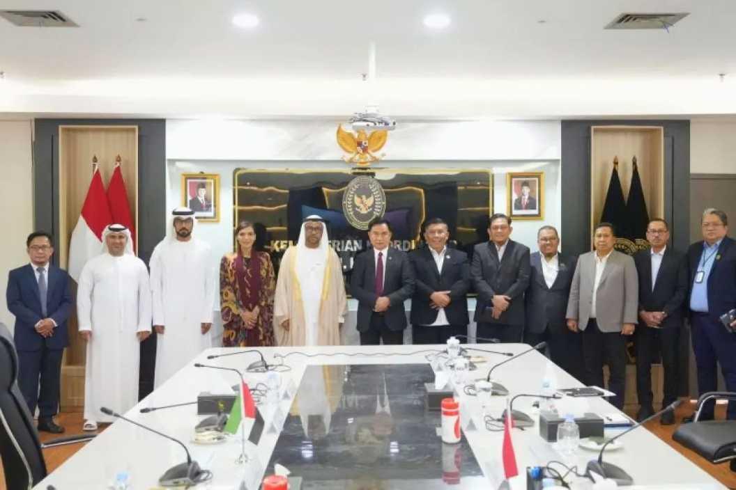  Yusril Dorong Kerja Sama Imigrasi Indonesia–UEA demi Kemudahan Umrah