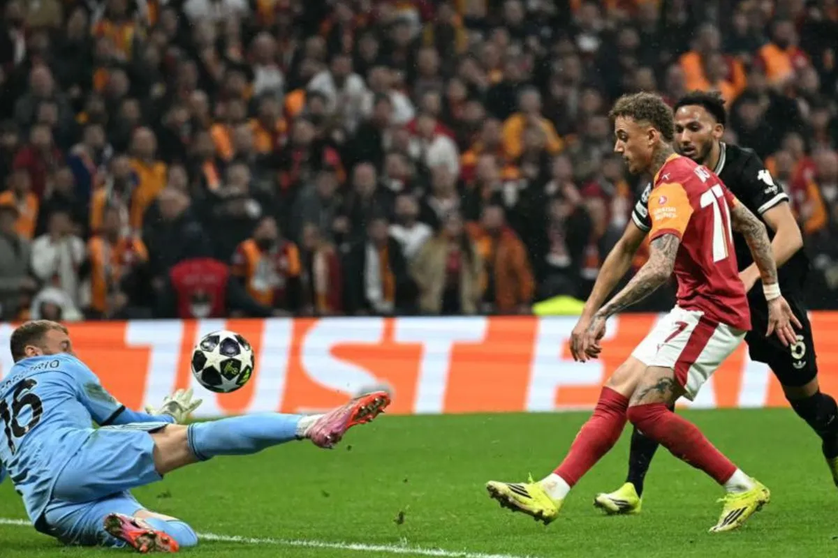  Galatasaray Hancurkan Juventus 5-2, si Nyonya Tua Terancam Tersingkir   