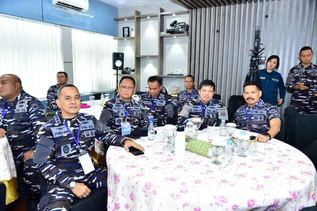   Perkuat Pertahanan Informasi, Kadispen Kodaeral IV Ikuti Rakernispen TNI AL 2026