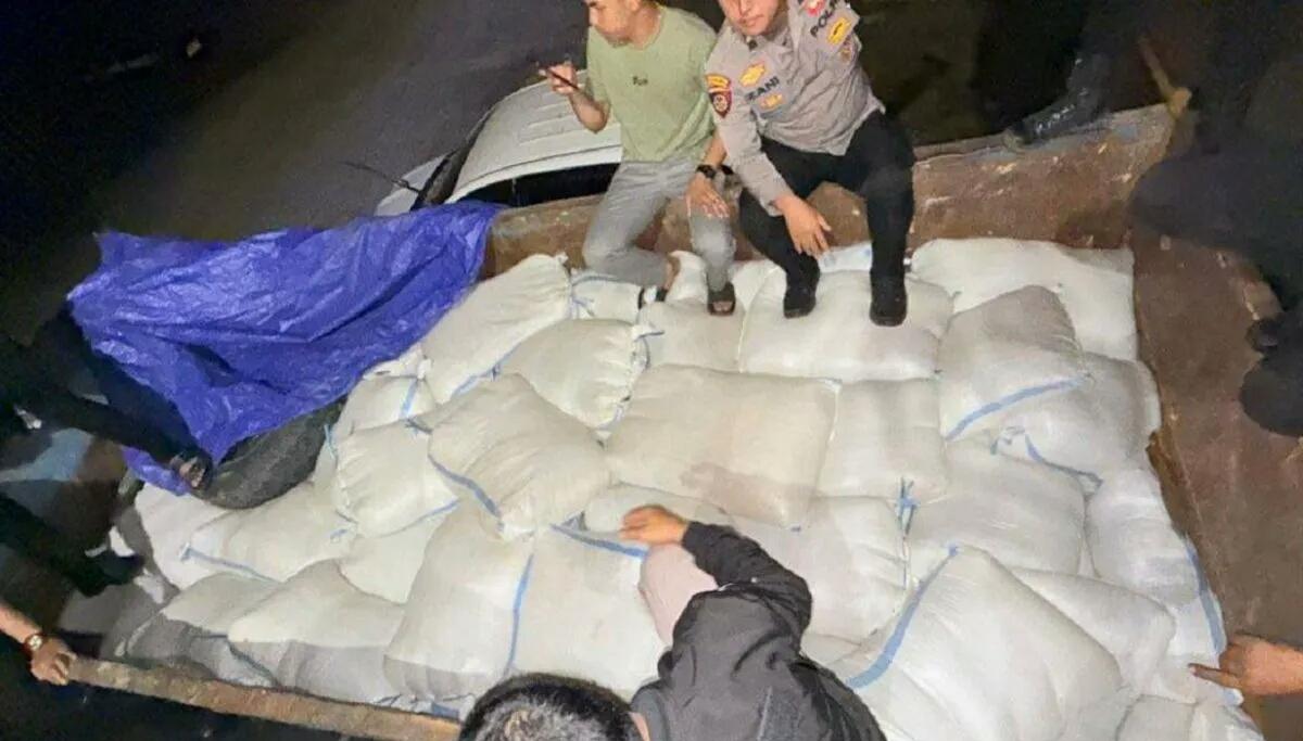  Polresta Samarinda Gagalkan Peredaran 10 Ton Cap Tikus, 12 Orang Diamankan