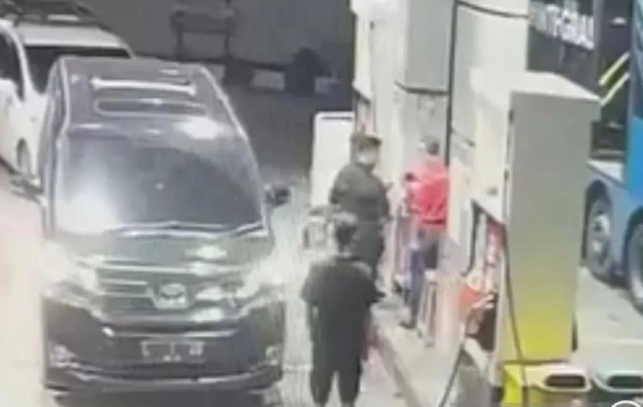  Viral! Tiga Pegawai SPBU Jaktim Dianiaya, Polisi Amankan Satu Orang
