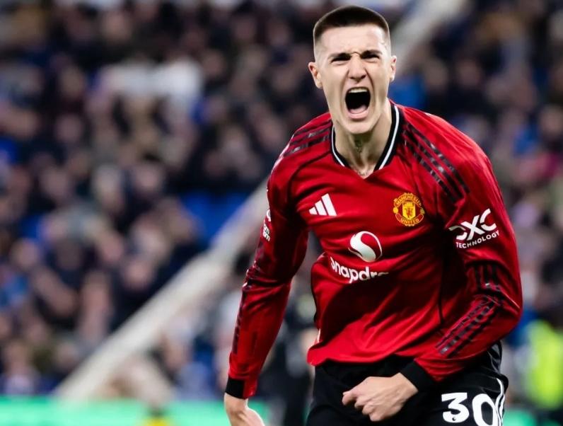  Tiga Gol dalam Empat Laga, Sesko Belum Jadi Penyerang Utama Manchester United