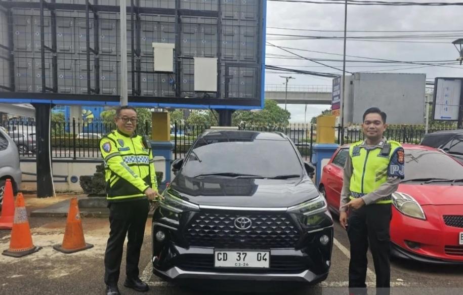  Ditlantas Polda Metro Jaya Tindak Mobil Berpelat Kedutaan Palsu
