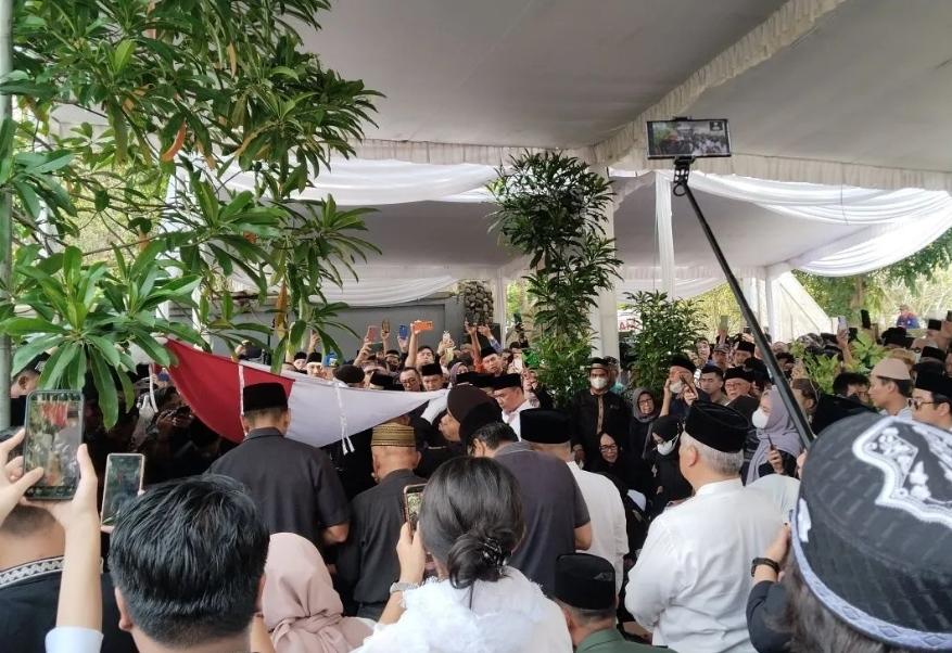  Kejari Palembang Tegaskan Status Hukum Alex Noerdin Berakhir Usai Meninggal