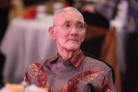 Mensesneg Prasetyo Hadi Kenang Wapres Ke-6 Try Sutrisno sebagai Putra Terbaik Bangsa