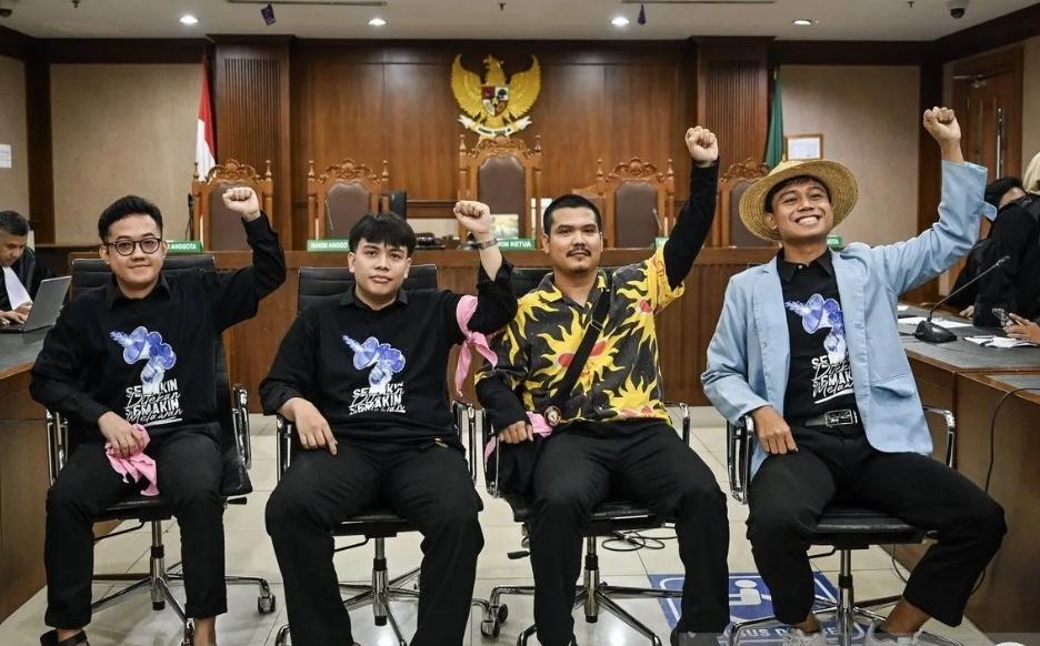 Menko Yusril Tegaskan Vonis Bebas Delpedro Marhaen dkk Bersifat Final, Tak Bisa Kasasi