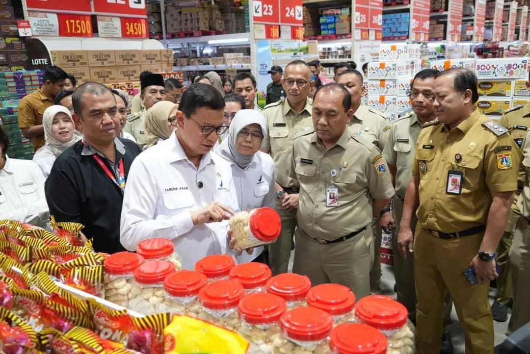  Sidak Pangan di Lottemart Ciracas, BPOM Temukan Produk dengan Izin Edar Kedaluwarsa