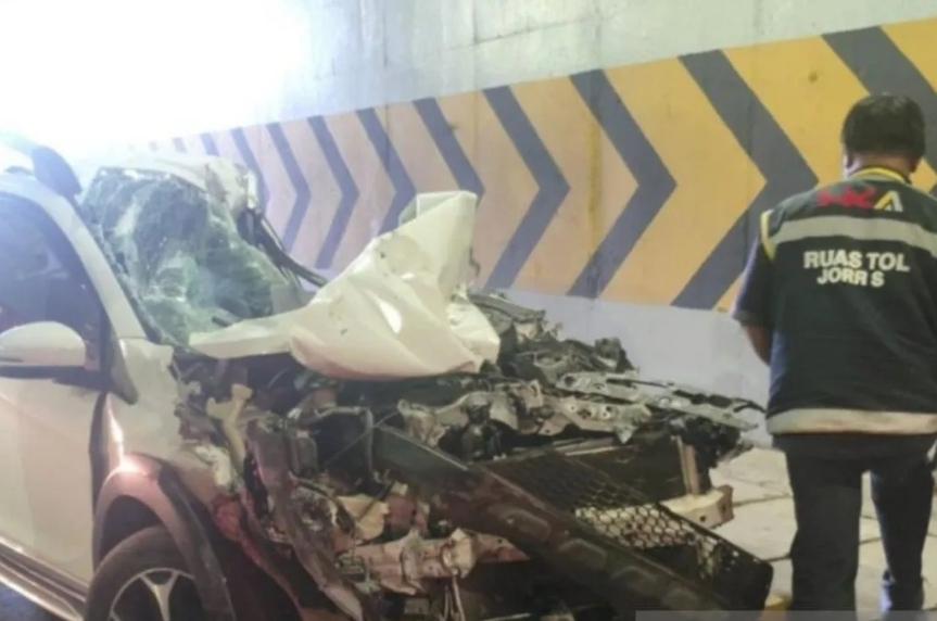  Tabrakan Beruntun di Tol JORR Arah Kampung Rambutan, Dua Orang Luka Ringan