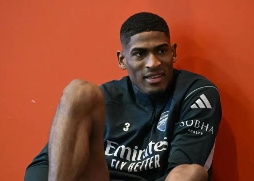  Mosquera Resmi Perkuat Timnas Spanyol Senior, Luis de la Fuente Umumkan Skuad Terbaru