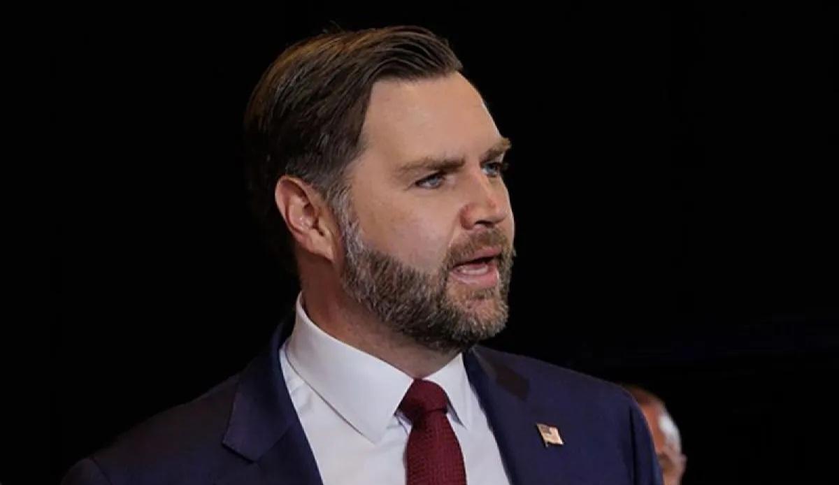  Iran Minta Dialog dengan JD Vance, Bukan Utusan Trump: Ada Apa?
