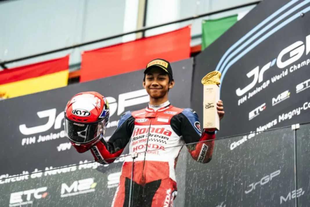  Satu-satunya Wakil Indonesia, Kiandra Ramadhipa Siap Beraksi di Moto3 Junior 2026