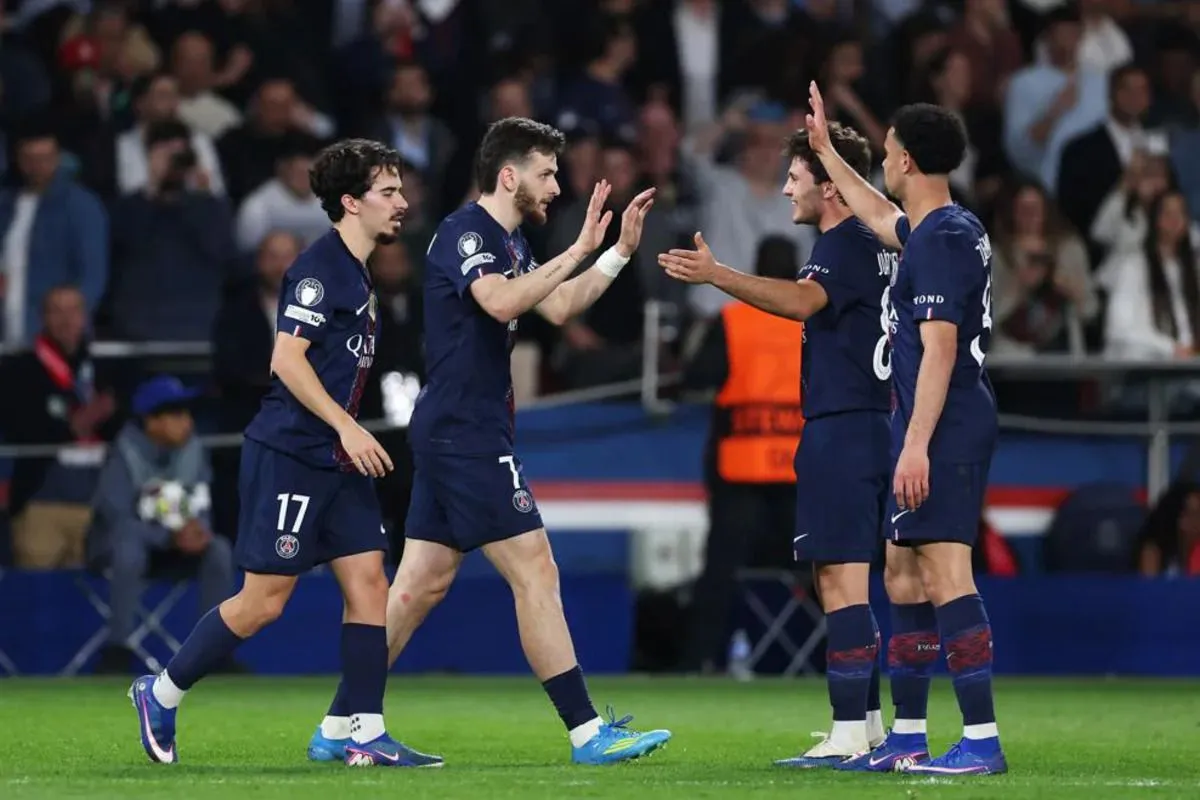  Gol Doue dan Kvaratskhelia Antar PSG Taklukkan Liverpool