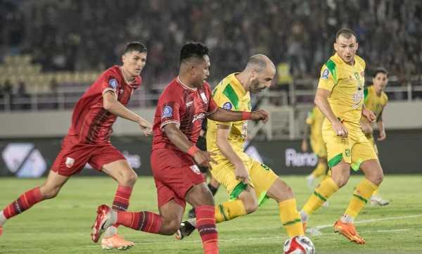  Persebaya Ditahan Imbang Persis Solo 0-0, Peluang Tembus Empat Besar Masih Terbuka