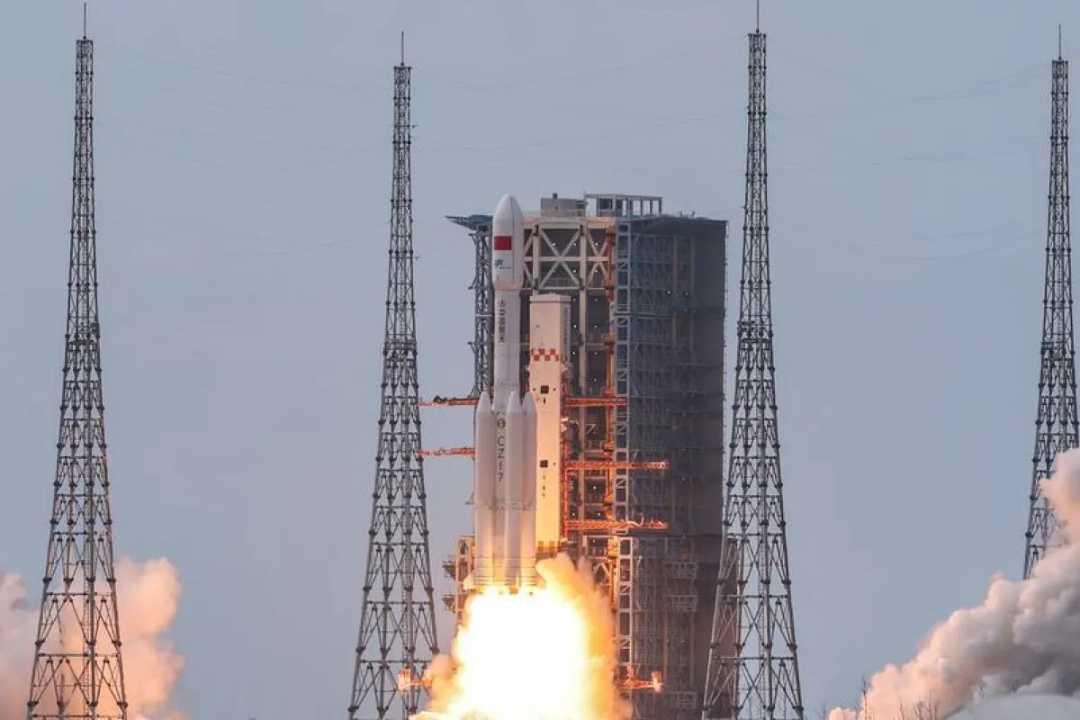  Tianzhou-10 Resmi Meluncur, China Tambah Pasokan untuk Stasiun Tiangong