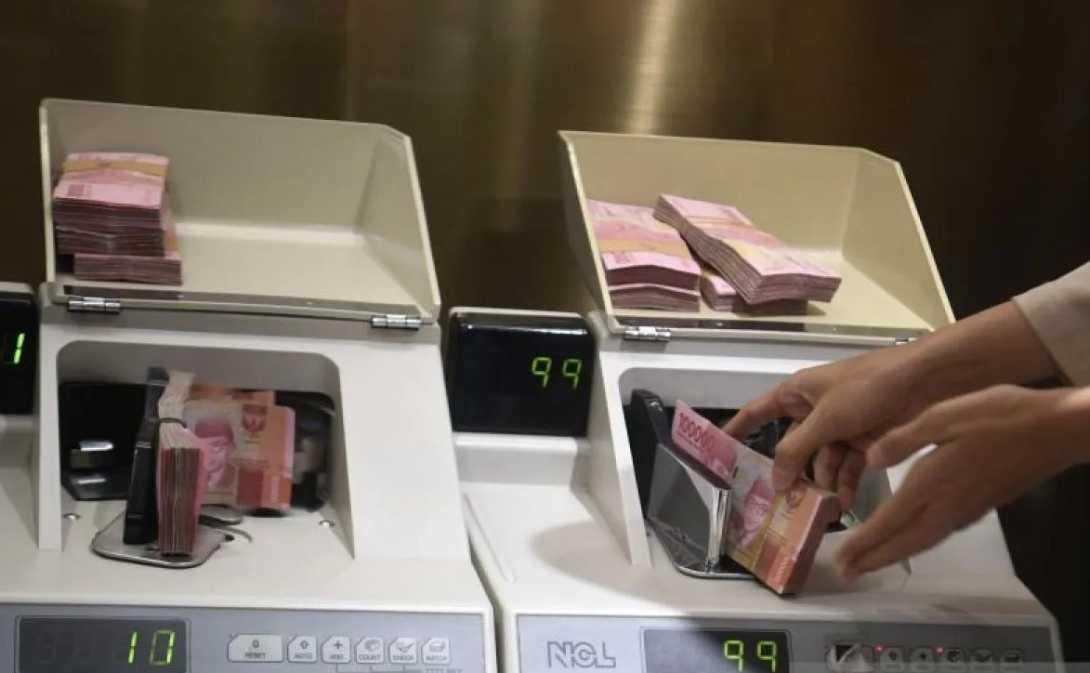 Ekonom: Kenaikan BI-Rate Bikin Aset Rupiah Lebih Menarik, tapi Bukan Solusi Jangka Panjang