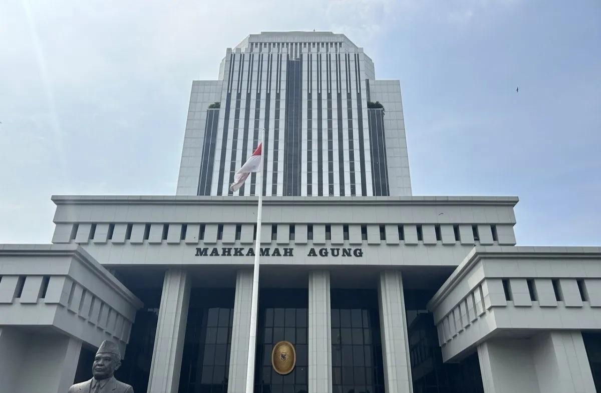  Mahkamah Agung Perkuat Vonis Korupsi Jiwasraya, Isa Rachmatarwata Dihukum 2 Tahun
