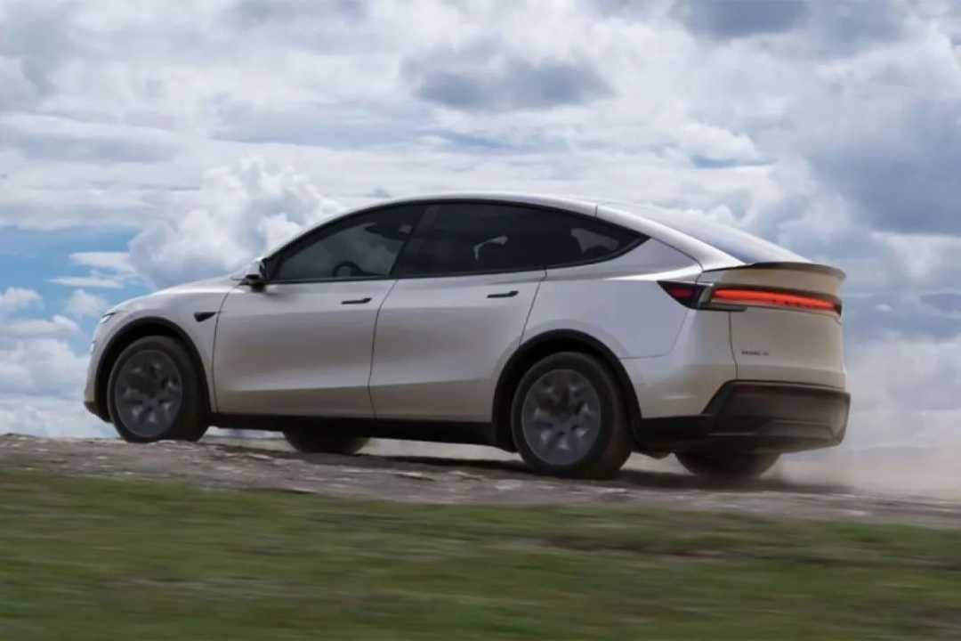  Tesla Resmi Luncurkan Model Y L di AS, SUV Listrik 6 Penumpang dengan Jarak Tempuh 523 Km