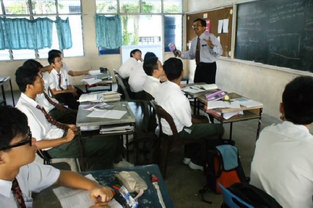  Hasil UN Ubah Pola Pelatihan Guru