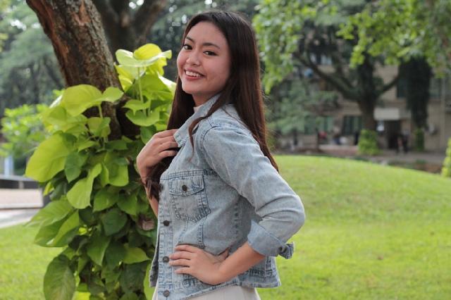  Vania Valencia: Bergelimang Prestasi Namun Tetap Utamakan Kuliah