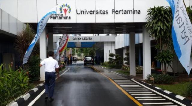  Mahasiswa Universitas Pertamina Terima Beasiswa Prestasi