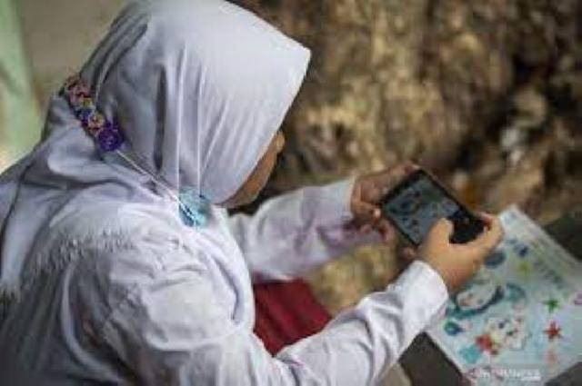  Cerita dari Sangihe, Setahun Belajar Online