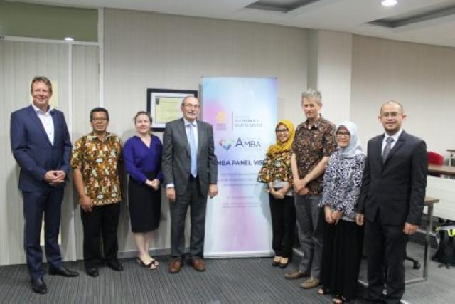  MM FEB UI, Pertama Terakreditasi International AMBA