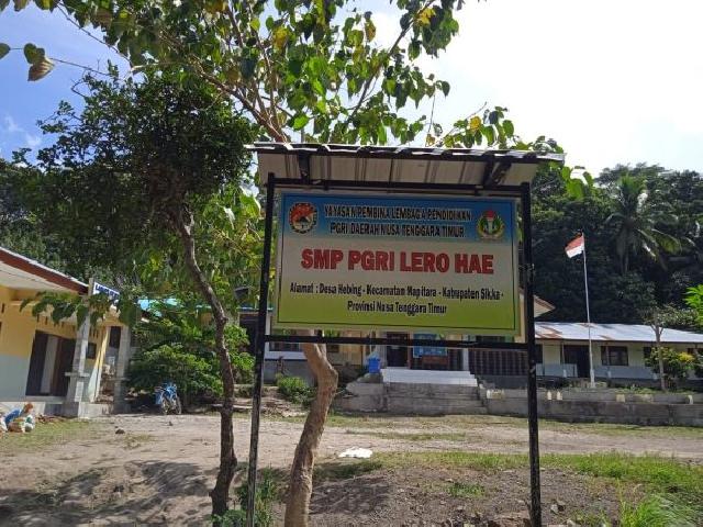  Syukuri Pancawindu, Para Guru dan Siswa SMP PGRI Lero Hae Gelar Ibadat Sabda dan Potong Kue Ultah