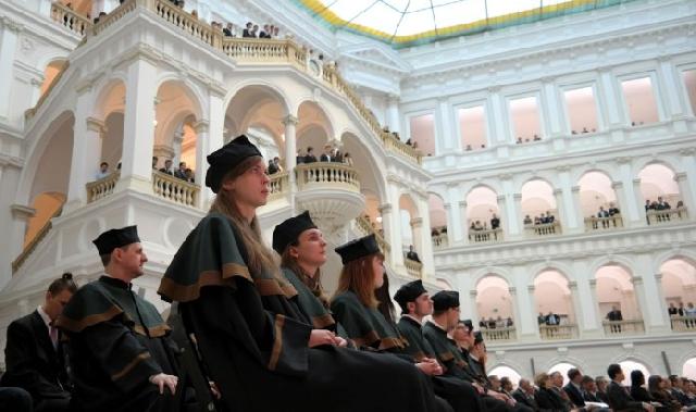  Ini Alasan Memilih Kuliah di Polandia